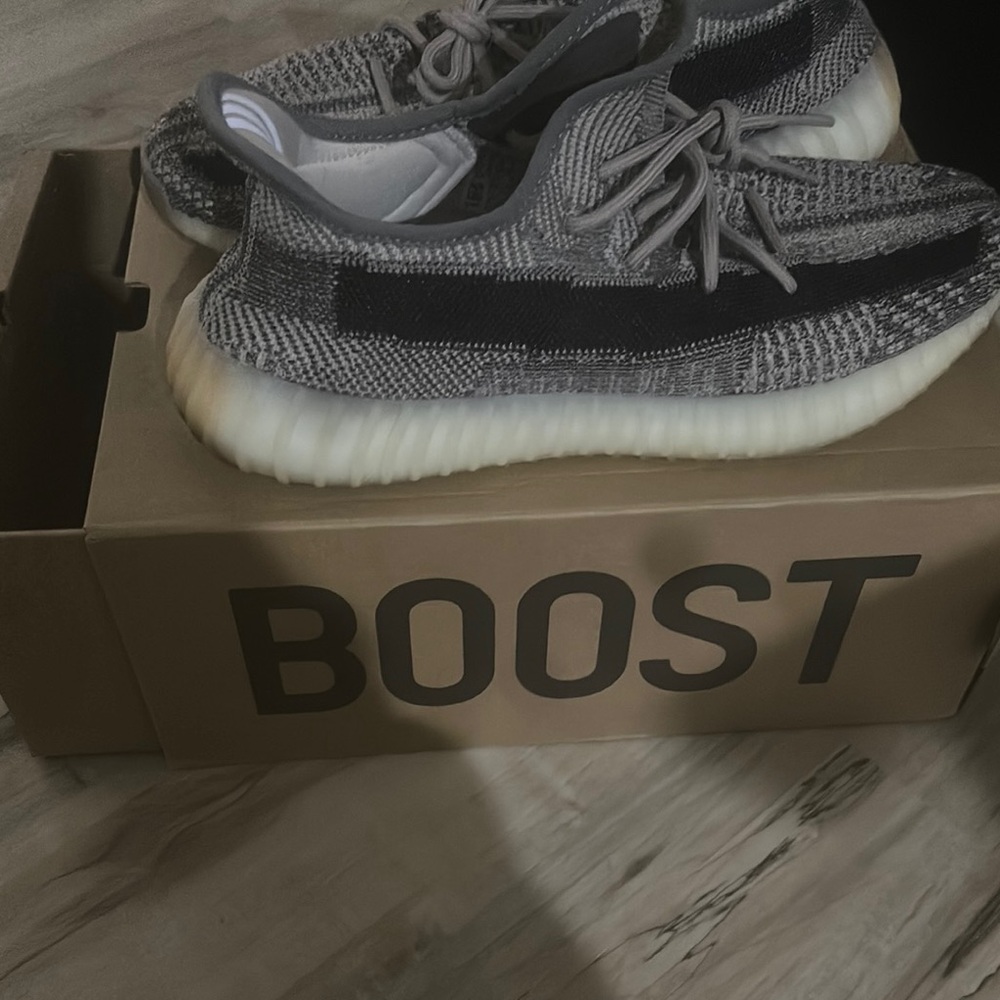 Yeezy Boost Sneakers - Gray and Black